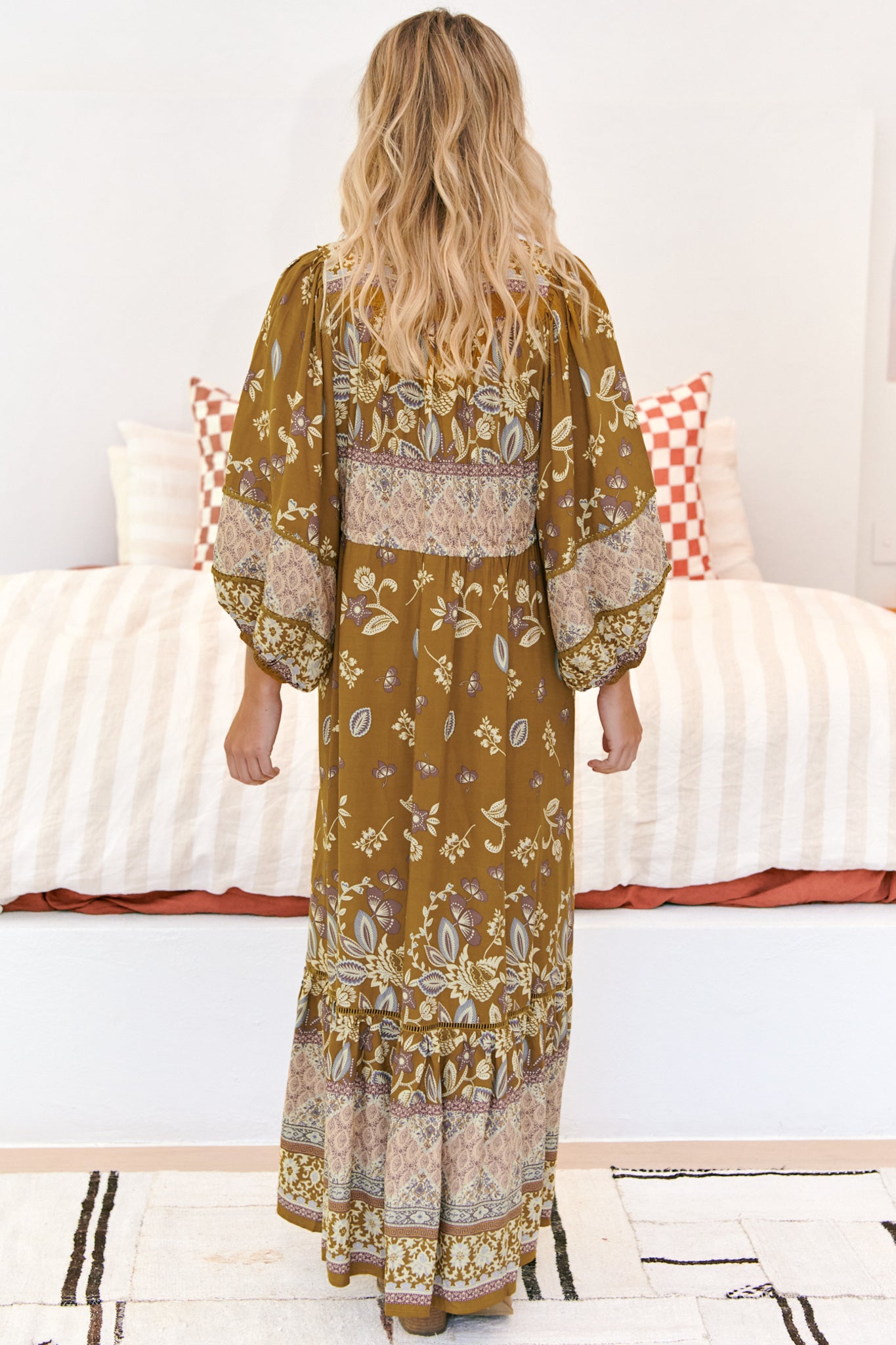 JAASE - Catalonia Maxi Dress: Batwing Sleeve Button Down Smock Dress in Emre Print