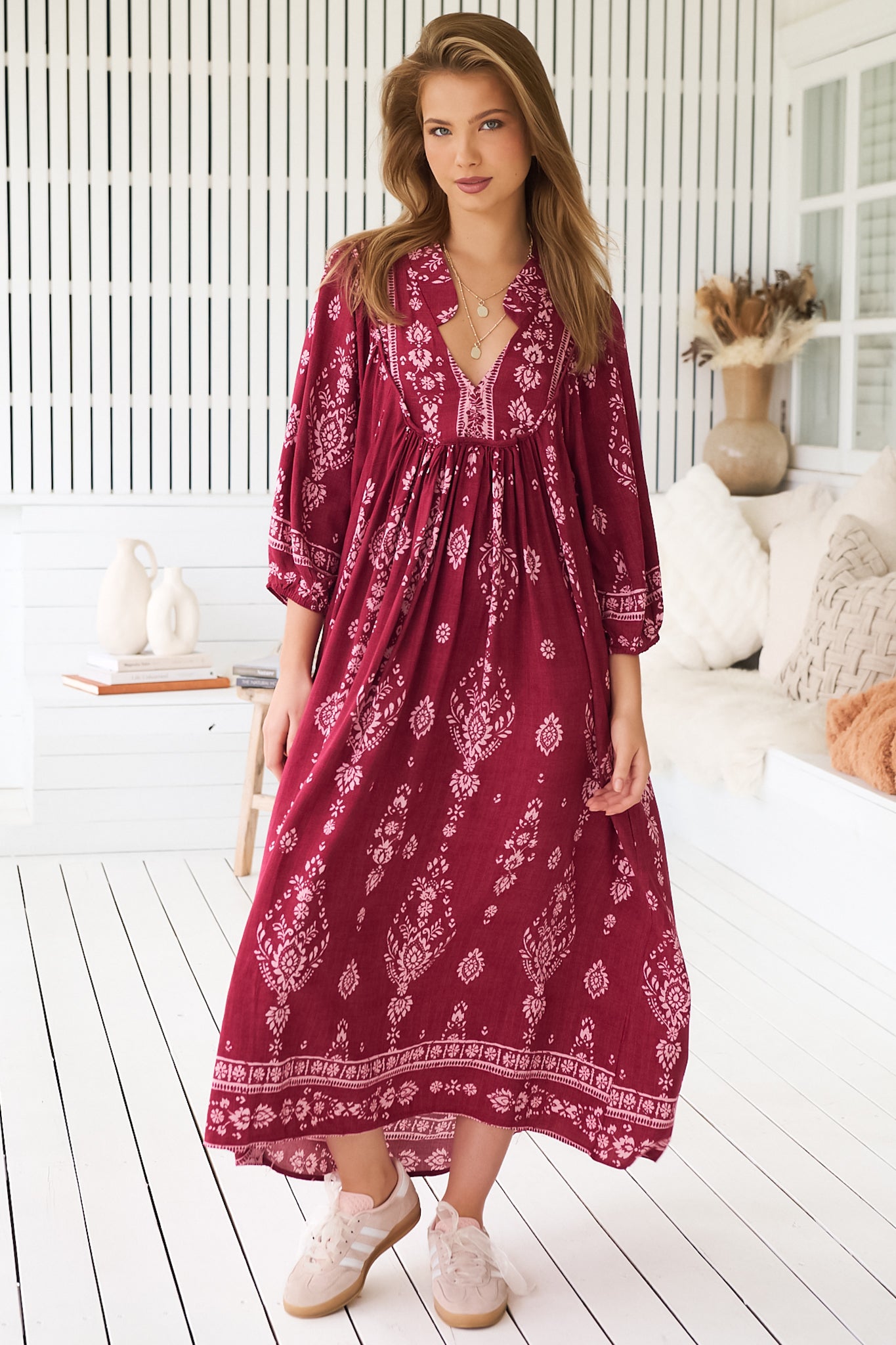 JAASE - Boheme Midi Dress: Piping Defined Bust 3/4 Sleeve Smock Dress in Rhubarb Kiva Print